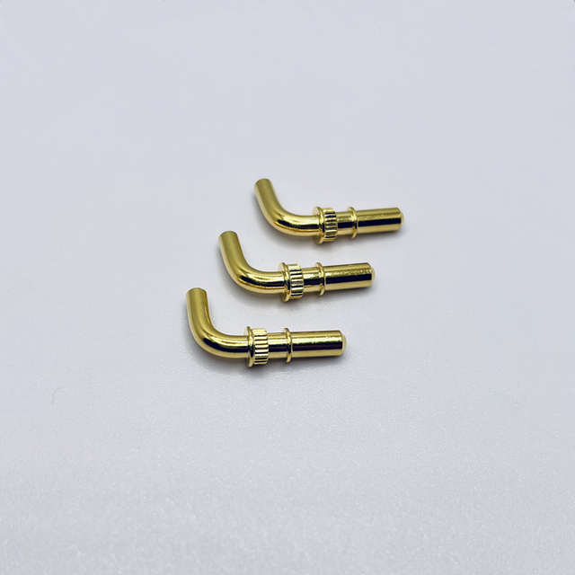 航空宇宙信号コネクタ コンタクト 3.6x5mm 直角ピン