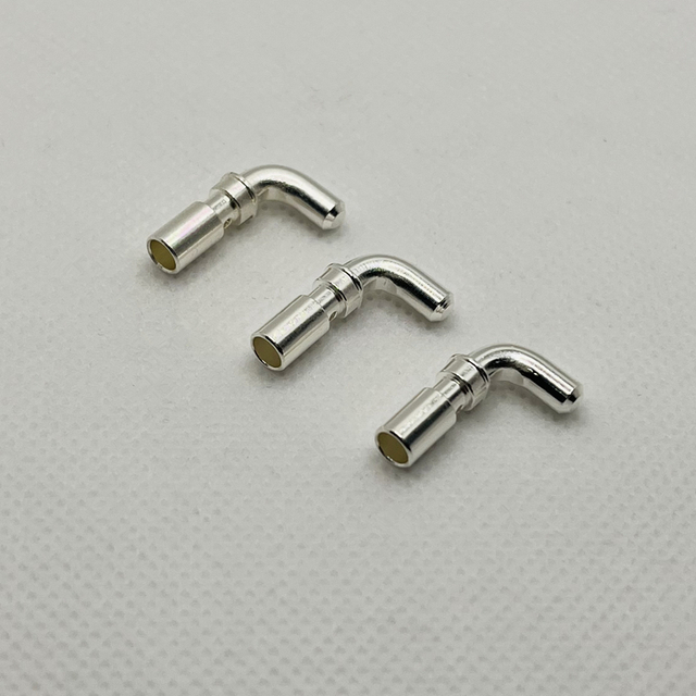 3.6x5mm 直角医療用コネクタ コンタクト ソケット/ジャック コネクタ ハウジング